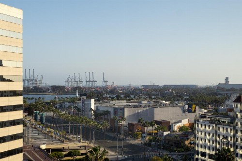 Renaissance Long Beach Hotel - image 8