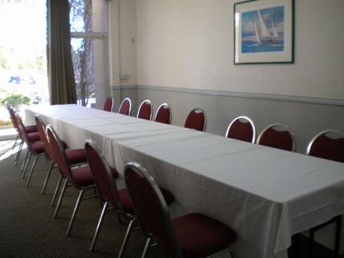 Golden Sails Hotel - image 28