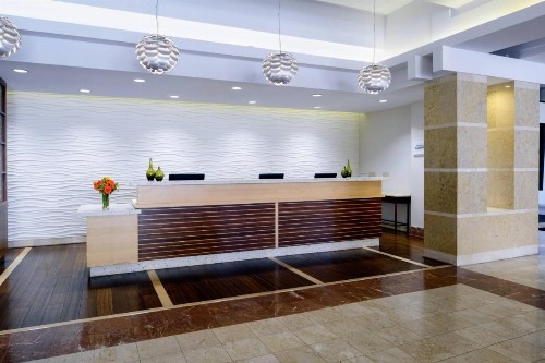 Long Beach Marriott - image 17