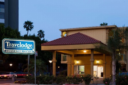 Travelodge By Wyndham Long Beach Convention Center 80 Atlantic Ave