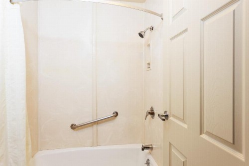 Travelodge by Wyndham Long Beach Convention Center - image 30