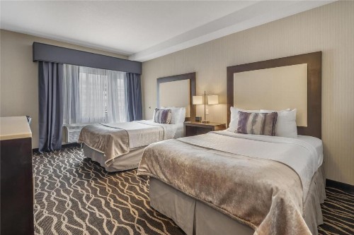 Best Western Plus Hotel at the Convention Center - image 16