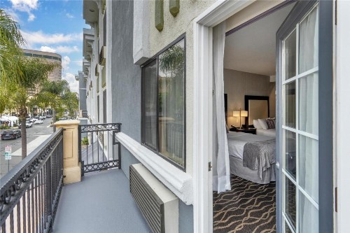 Best Western Plus Hotel at the Convention Center - image 18