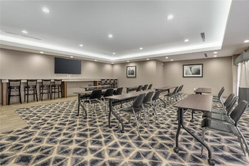 Best Western Plus Hotel at the Convention Center - image 21