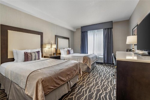 Best Western Plus Hotel at the Convention Center - image 38
