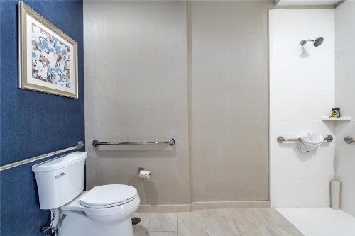 Best Western Plus Hotel at the Convention Center - image 46