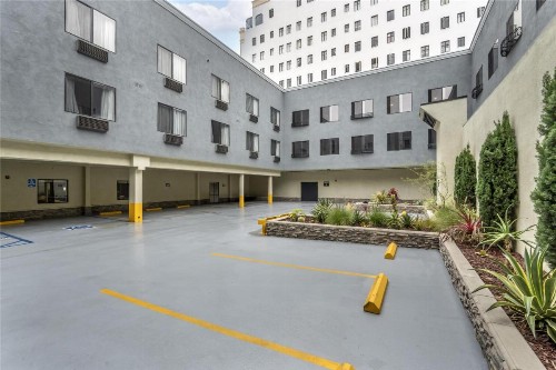 Best Western Plus Hotel at the Convention Center - image 50