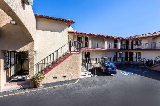 Econo Lodge Long Beach I-405 - main image