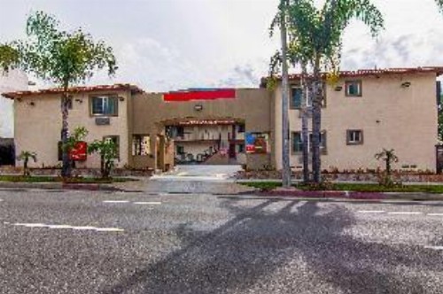 Econo Lodge Long Beach I-405 - image 19