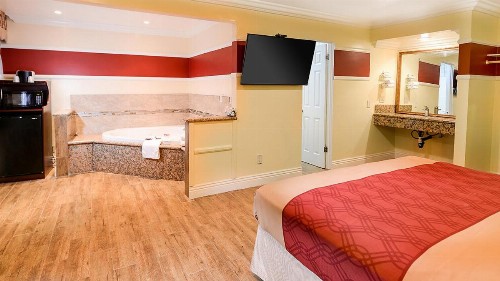 Aqua Venture Inn - image 16