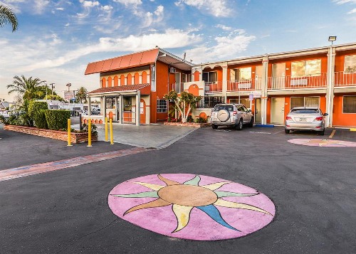 Aqua Venture Inn - image 8