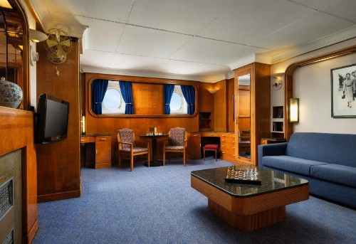 Queen Mary Hotel - image 10