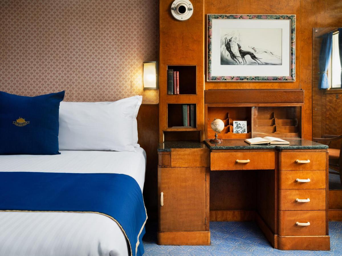 Queen Mary Hotel - image 7