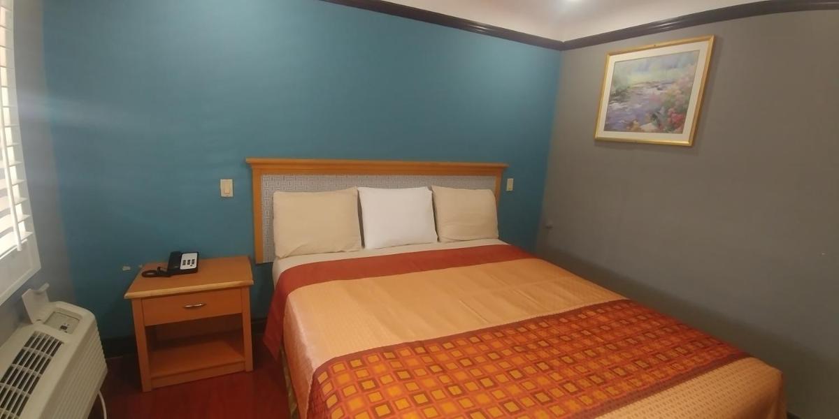 Travel Eagle Inn Motel - image 2