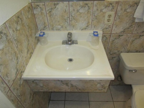 Travel Eagle Inn Motel - image 25