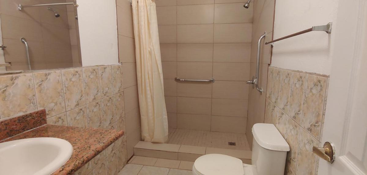 Travel Eagle Inn Motel - image 3