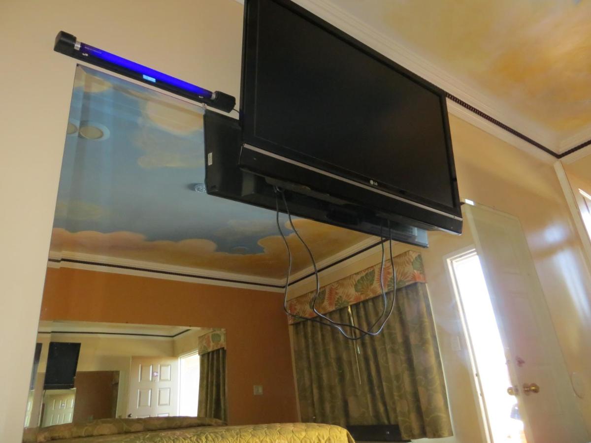 Kearney Motel - image 7