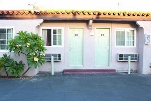 Beacon Motel - image 9