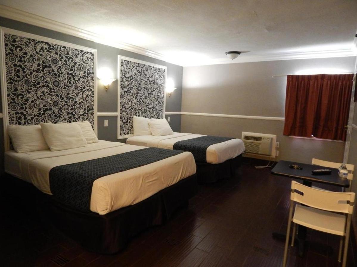 Hotel Salina Long Beach - image 5