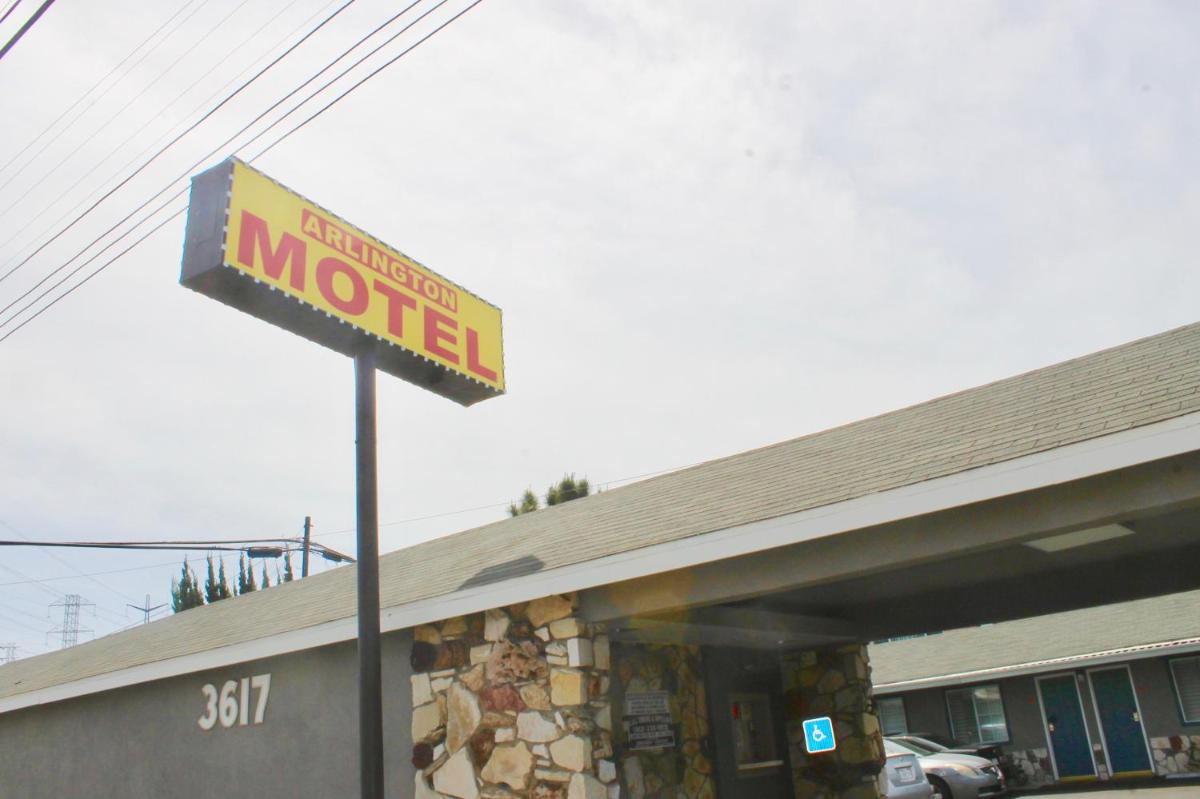Arlington Motel - image 2