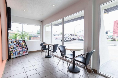 Motel 6-Long Beach CA - International City - image 22