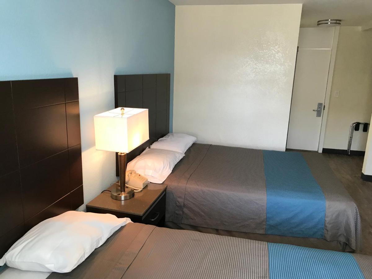 Inn Of Long Beach - image 3