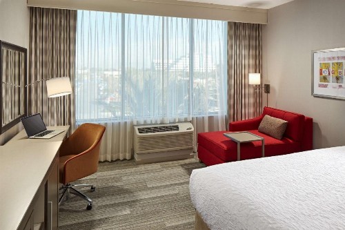 Hampton Inn Long Beach Airport Ca - image 12