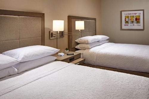 Hampton Inn Long Beach Airport Ca - image 6