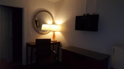 Flamingo Inn Long Beach - image 16