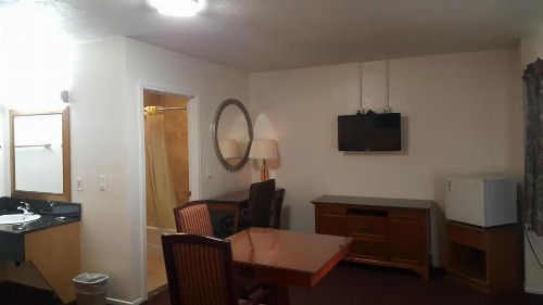 Flamingo Inn Long Beach - image 19