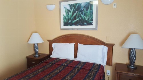 Flamingo Inn Long Beach - image 31