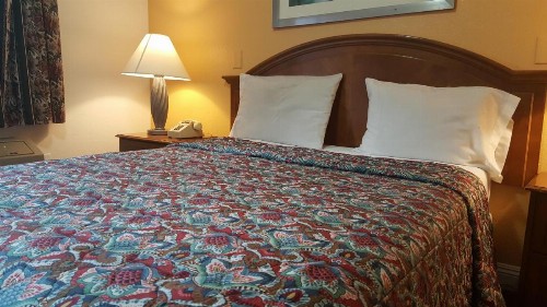 Flamingo Inn Long Beach - image 49
