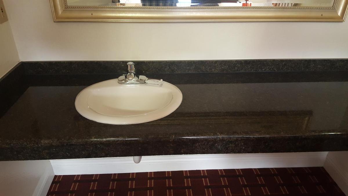 Flamingo Inn Long Beach - image 5