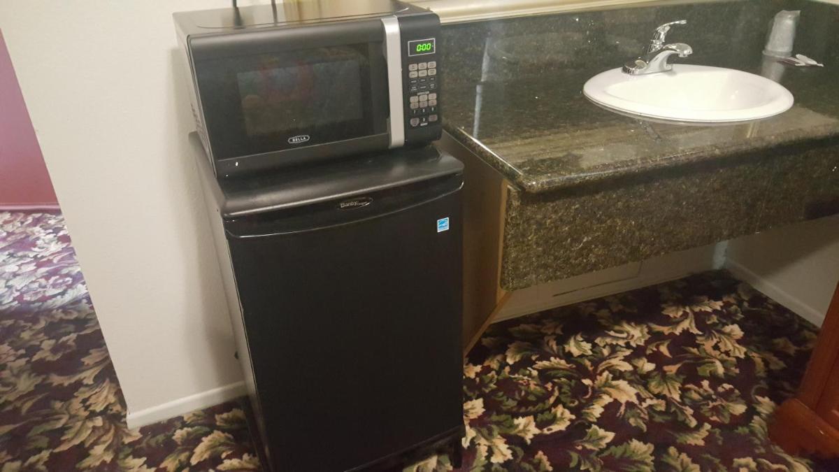 Flamingo Inn Long Beach - image 6