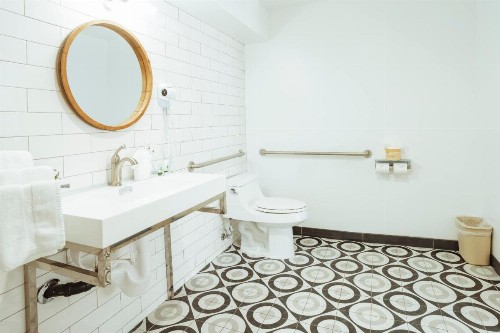 The Belmont Shore Inn - image 31