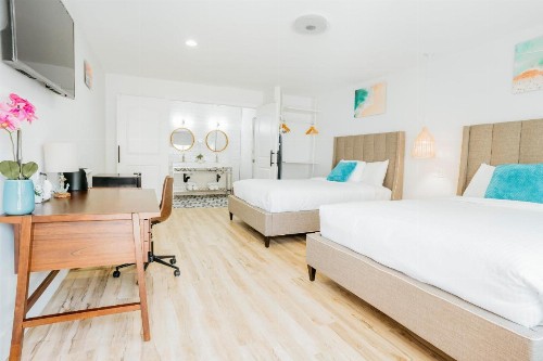 The Belmont Shore Inn - image 32