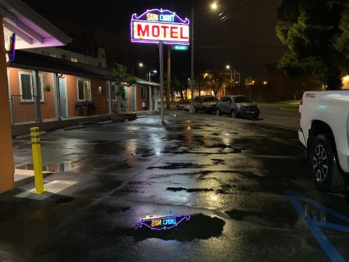 SunLight Motel Long Beach - image 7