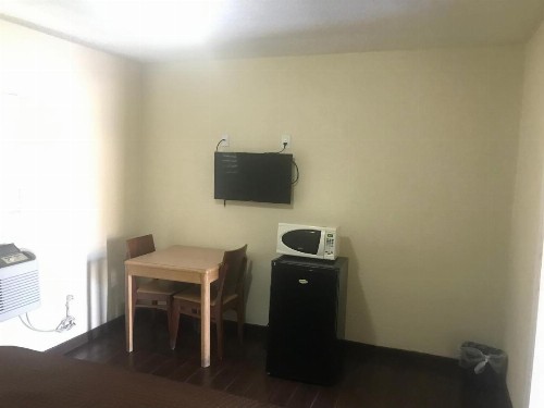 All 8 Motel - image 27