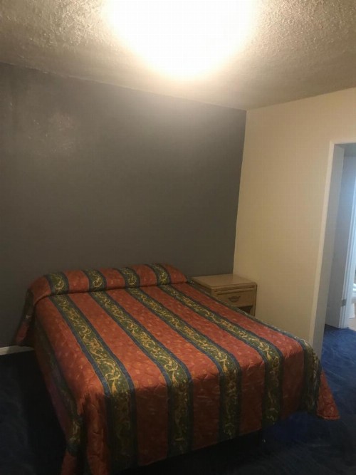 All 8 Motel - image 8