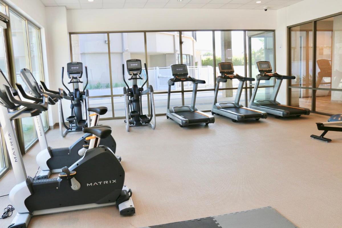 Staybridge Suites - Long Beach Airport an IHG Hotel - image 2