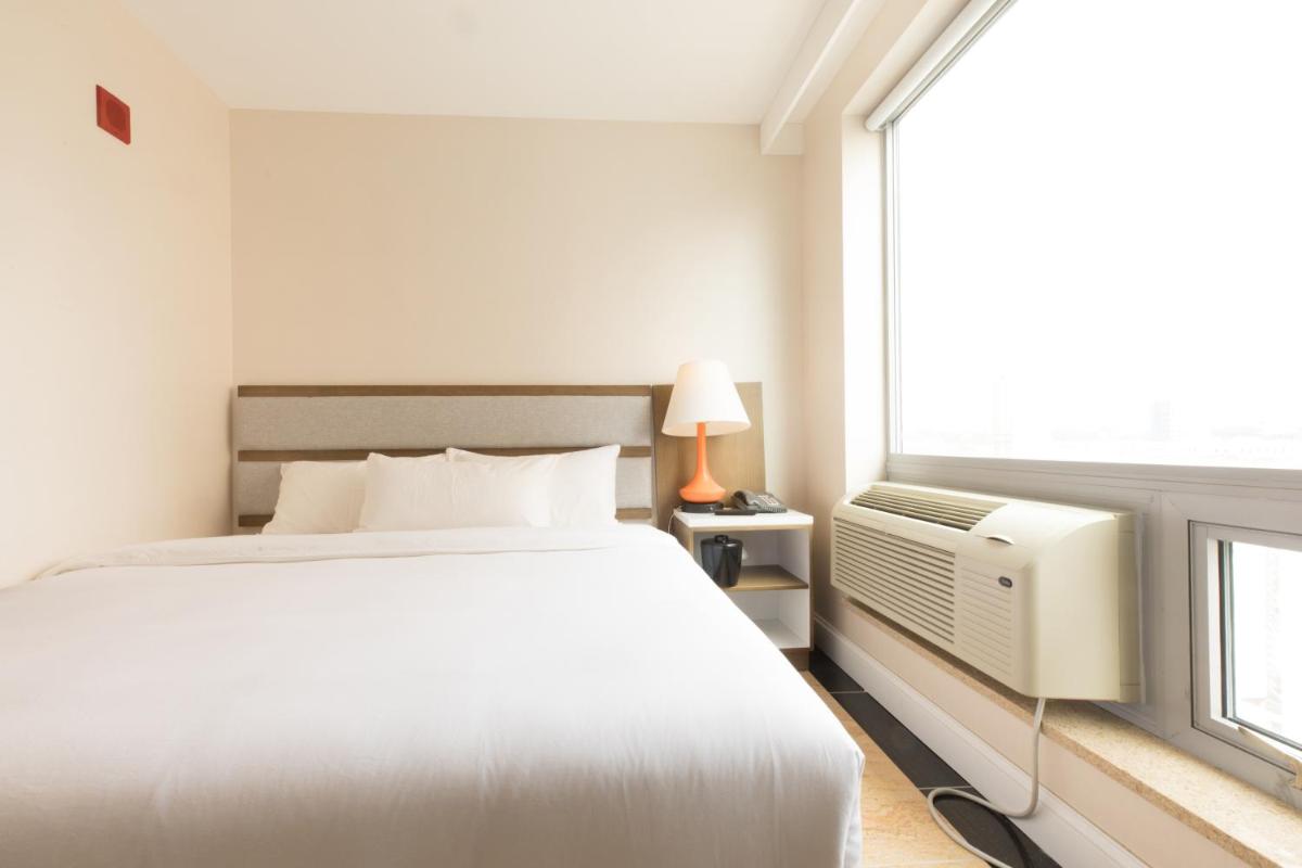 Mayflower Boutique Hotel - image 2
