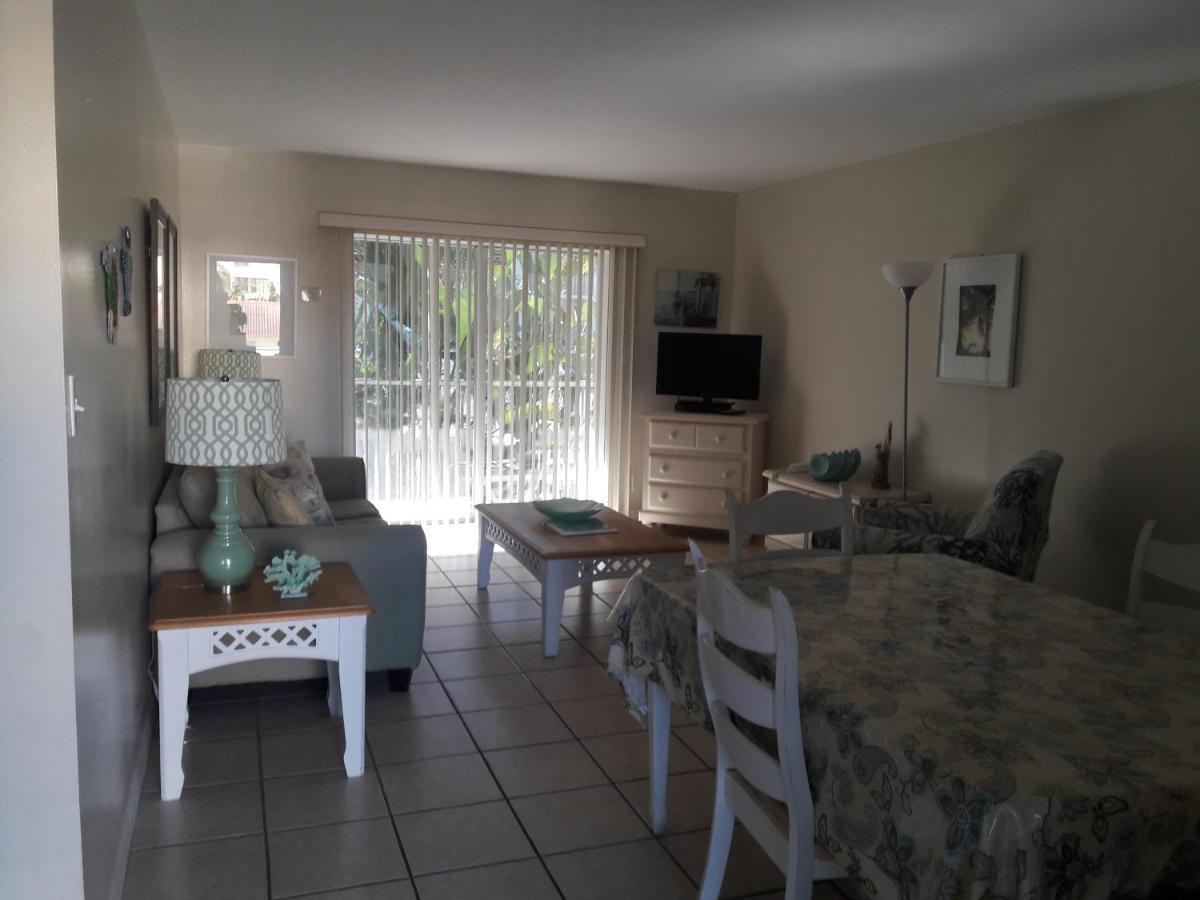 Turtle Crawl Inn - Longboat Key - image 7