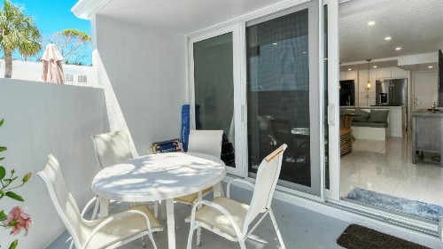 LaPlaya 102E-Tropical garden view near the pool! - image 31