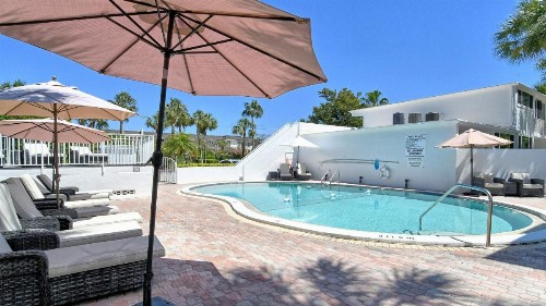 LaPlaya 102E-Tropical garden view near the pool! - image 5