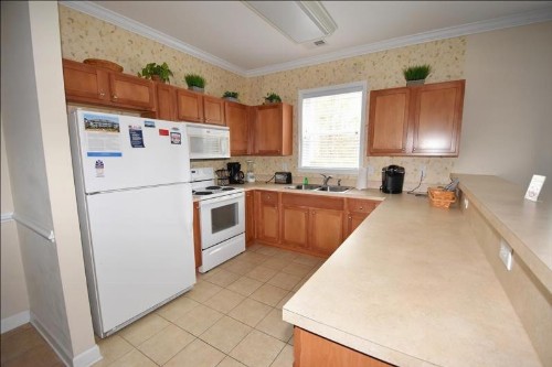 1011 Willow Bend Condo - image 4