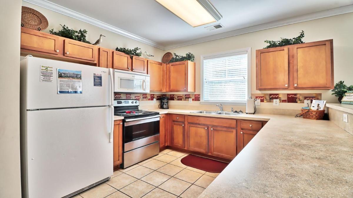 1021 Willow Bend Condo - image 5