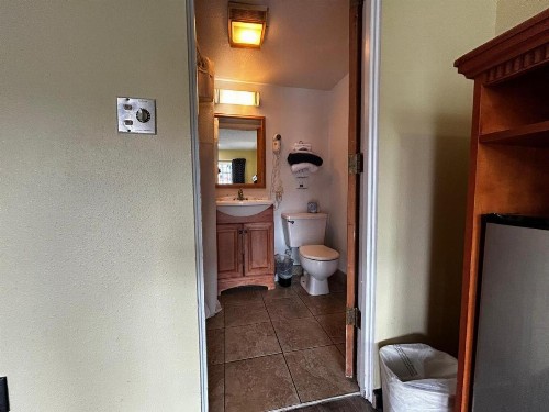 Travelers Inn - image 26