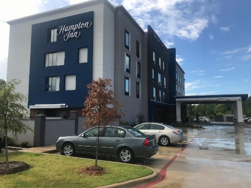 Hampton Inn Longview - image 12