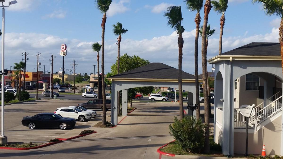 Texas Inn Downtown McAllen - main image