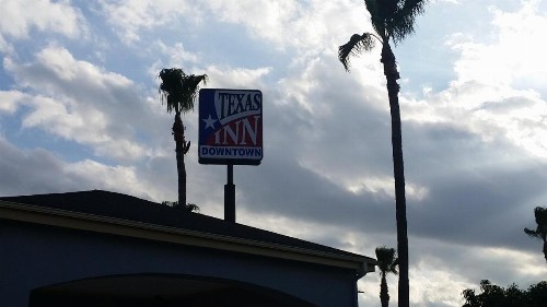 Texas Inn Downtown McAllen - image 28